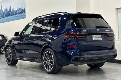 2023 BMW X7 M60i