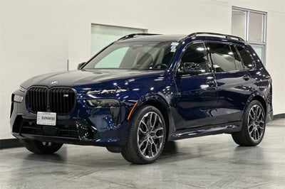2023 BMW X7 M60i