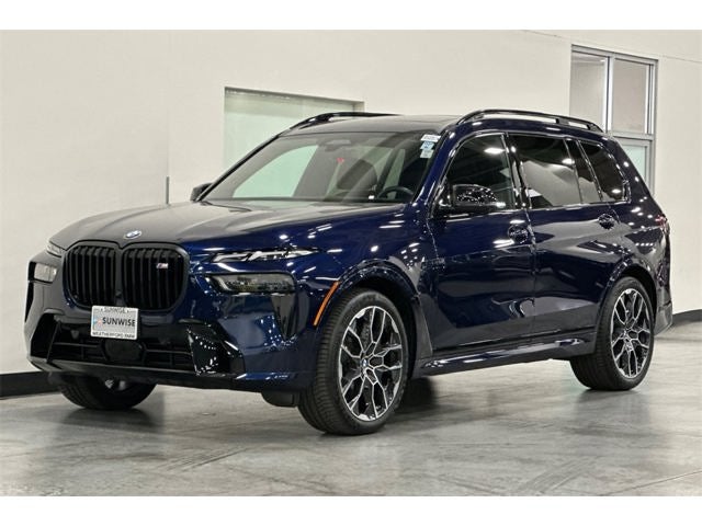 2023 BMW X7 M60i