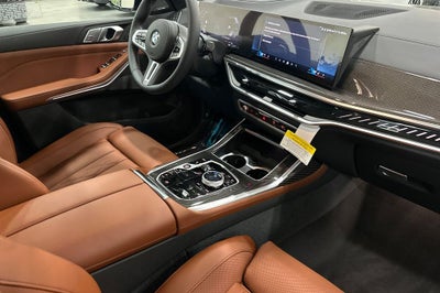 2026 BMW X7 M60i