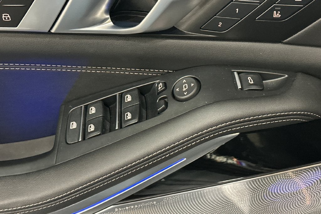 2024 BMW X5 M60i