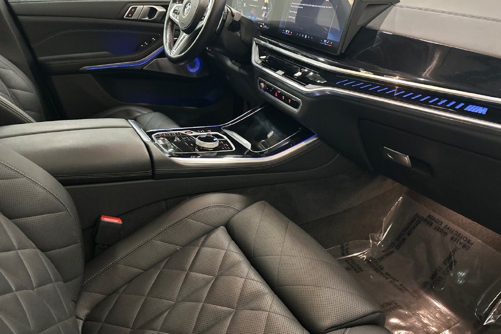 2024 BMW X5 M60i