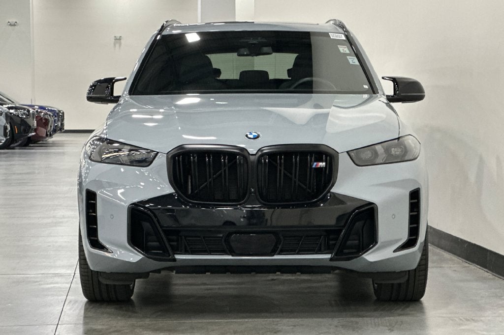 2024 BMW X5 M60i