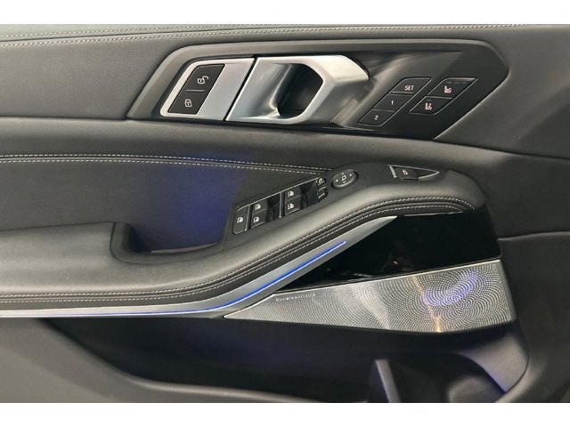 2024 BMW X5 M60i