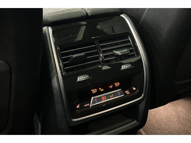 2024 BMW X5 M60i