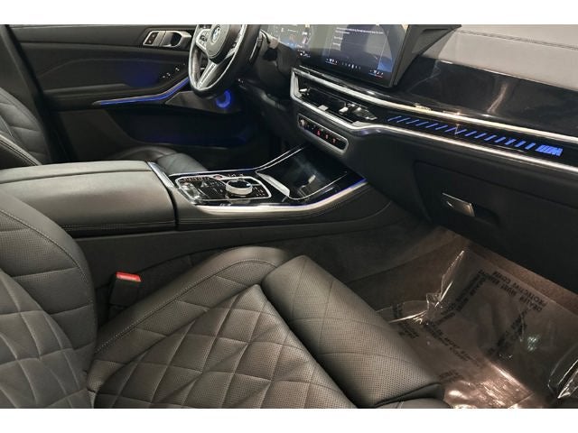 2024 BMW X5 M60i