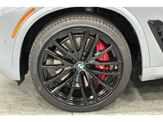 2024 BMW X5 M60i