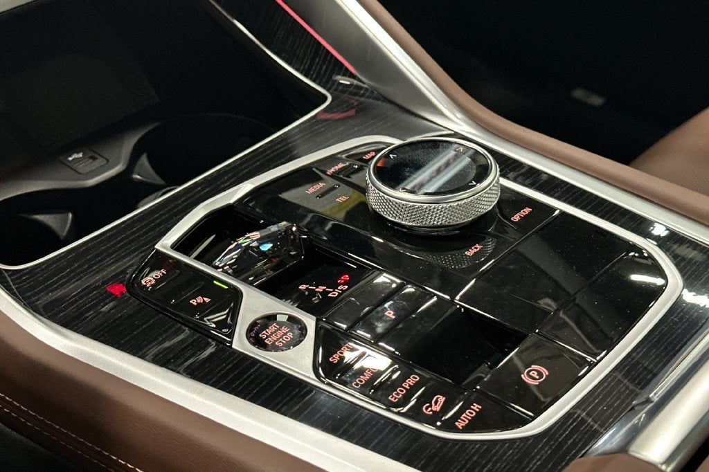 2027 BMW X6 xDrive40i