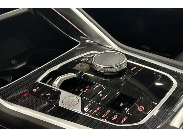 2027 BMW X6 xDrive40i