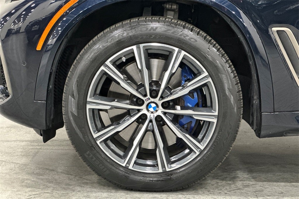 2023 BMW X5 M50i