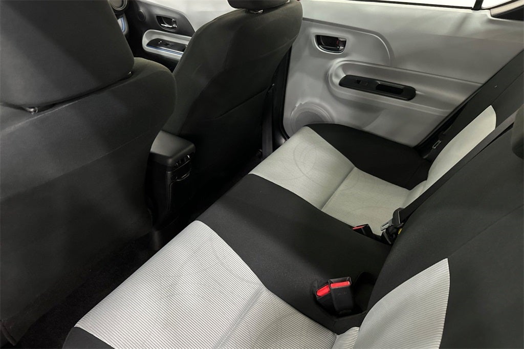 2013 Toyota Prius c Two