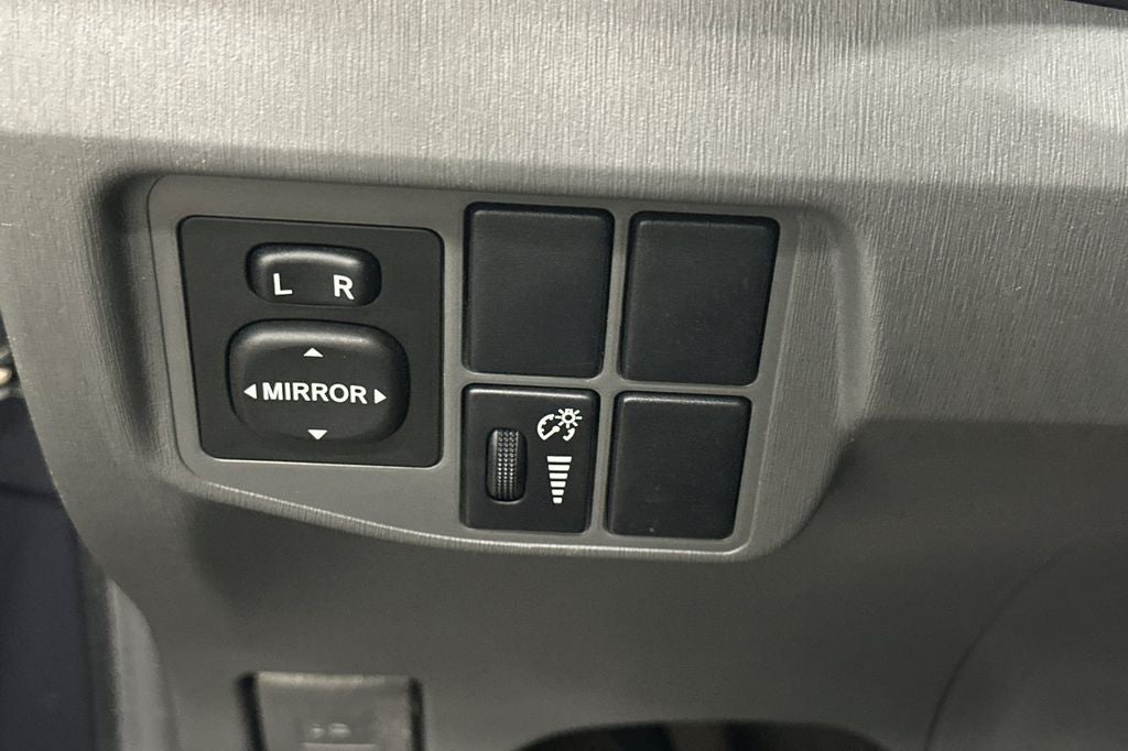 2010 Toyota Prius I