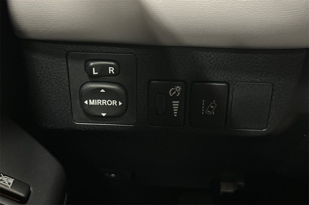 2017 Toyota RAV4 Hybrid XLE