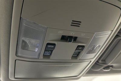 2017 Toyota RAV4 Hybrid XLE