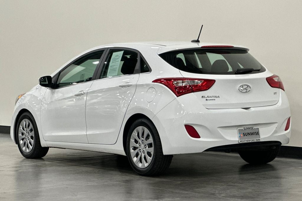 2016 Hyundai Elantra GT Base