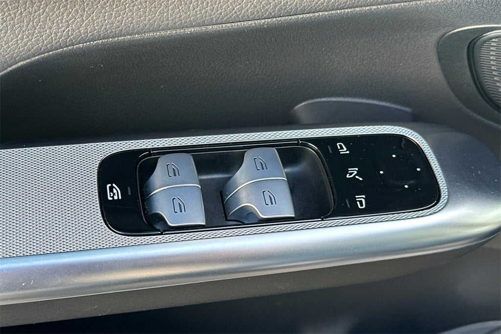 2025 Mercedes-Benz GLC GLC 300 4MATIC®