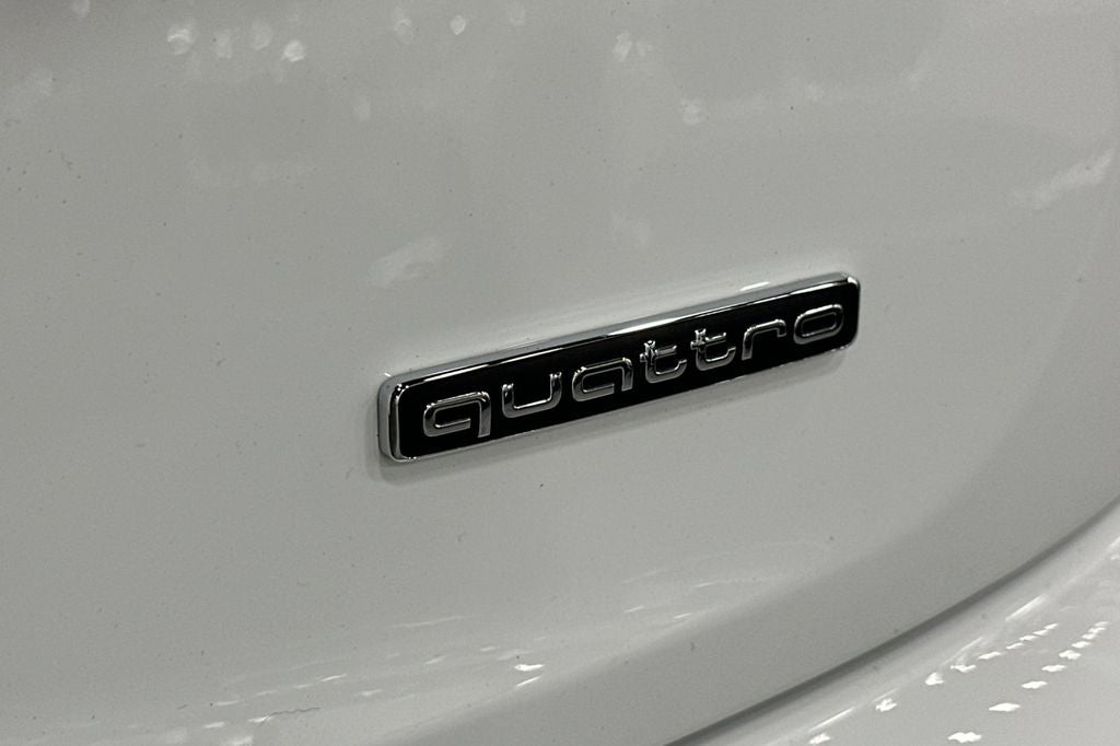2025 Audi Q5 45 S line Premium quattro