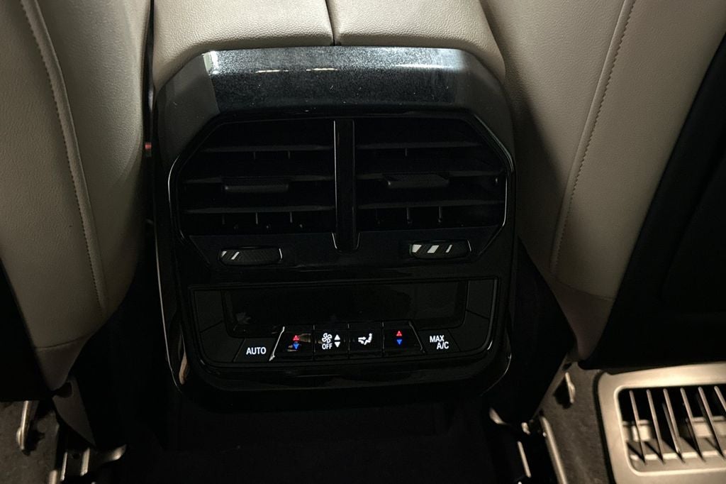 2023 BMW iX xDrive50