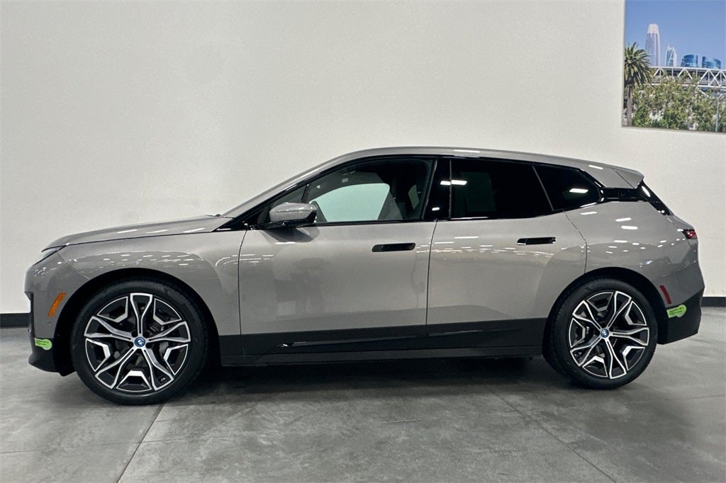 2023 BMW iX xDrive50