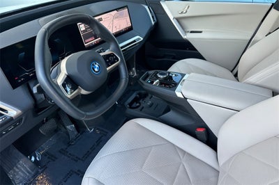 2025 BMW iX xDrive50