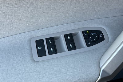 2025 BMW iX xDrive50