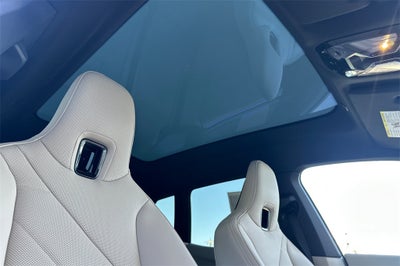2025 BMW iX xDrive50