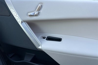 2025 BMW iX xDrive50