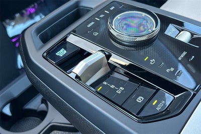 2025 BMW iX xDrive50