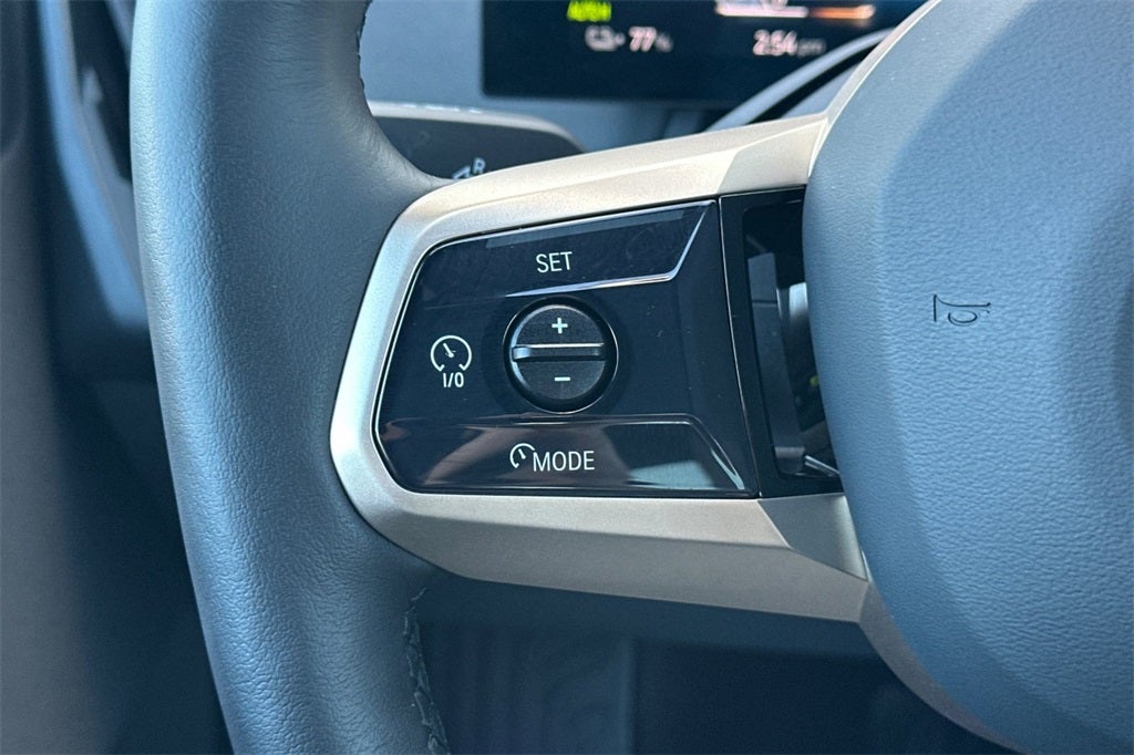 2025 BMW iX xDrive50