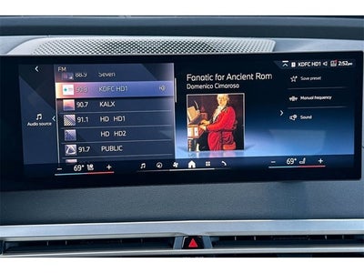 2025 BMW iX xDrive50