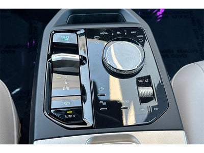2025 BMW iX xDrive50