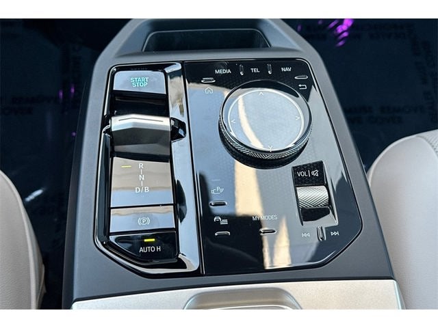 2025 BMW iX xDrive50
