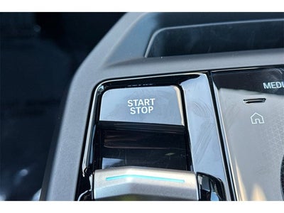 2025 BMW iX xDrive50