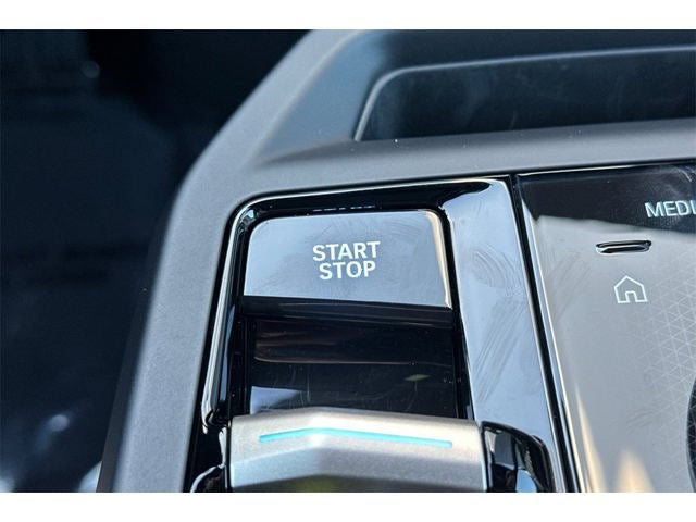 2025 BMW iX xDrive50