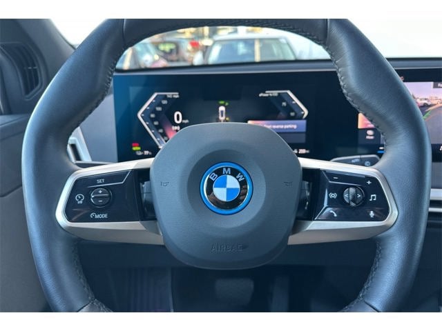 2025 BMW iX xDrive50