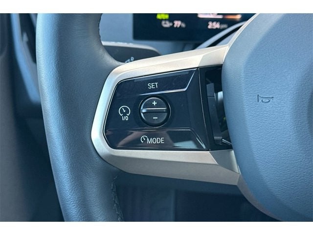 2025 BMW iX xDrive50