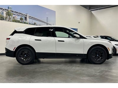 2025 BMW iX xDrive50