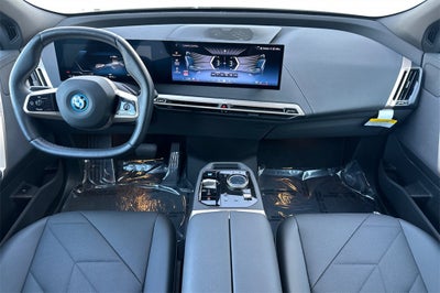 2025 BMW iX xDrive50