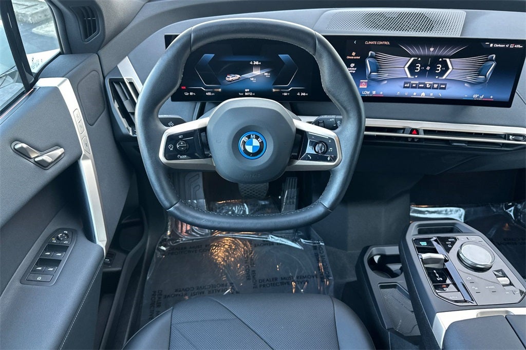 2025 BMW iX xDrive50