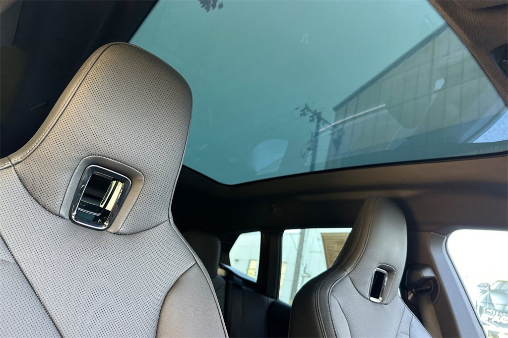 2025 BMW iX xDrive50