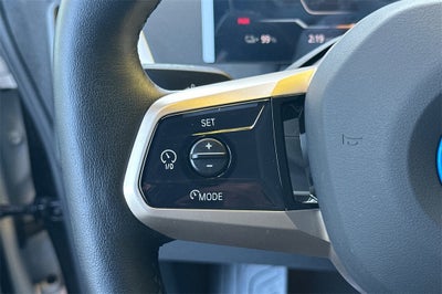 2025 BMW iX xDrive50