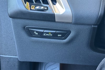 2025 BMW iX xDrive50