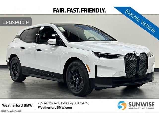 2025 BMW iX xDrive50