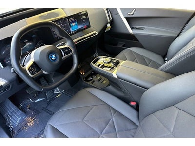 2025 BMW iX xDrive50