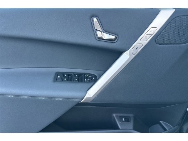 2025 BMW iX xDrive50