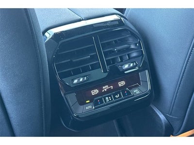 2025 BMW iX xDrive50