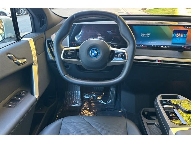 2025 BMW iX xDrive50