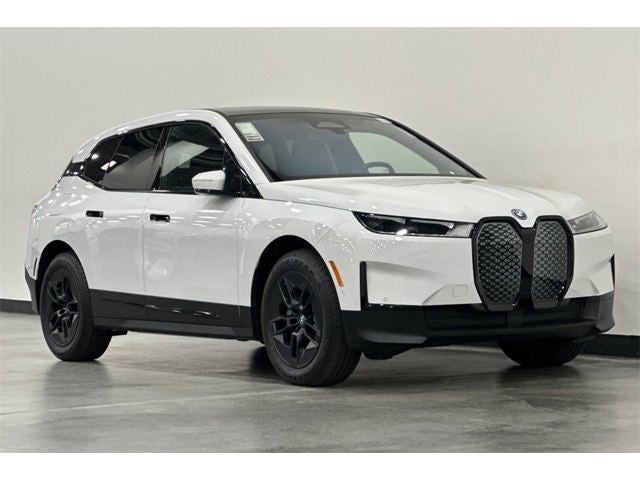 2025 BMW iX xDrive50