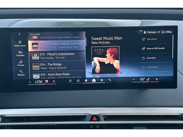 2025 BMW iX xDrive50