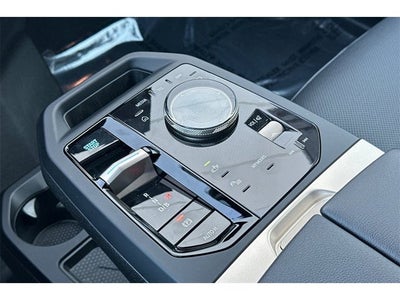 2025 BMW iX xDrive50